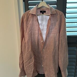 Banana Republic Men's Pink Buttown down shirt.